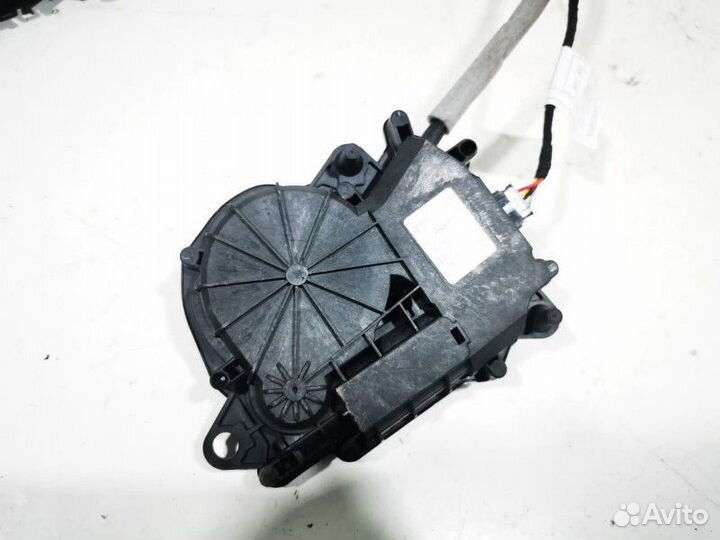 Активатор замка багажника BMW X3 G01 2018