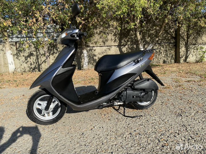 Suzuki Address V50