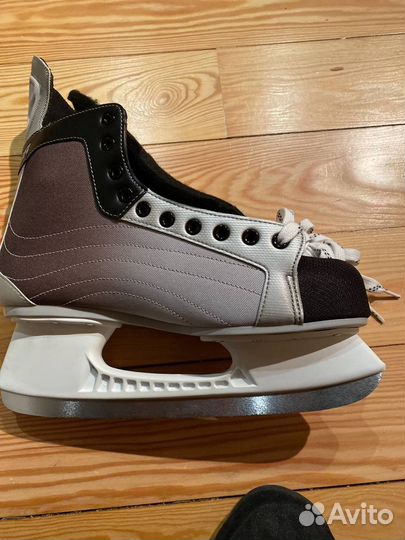 Хоккейные коньки bauer vapor 2