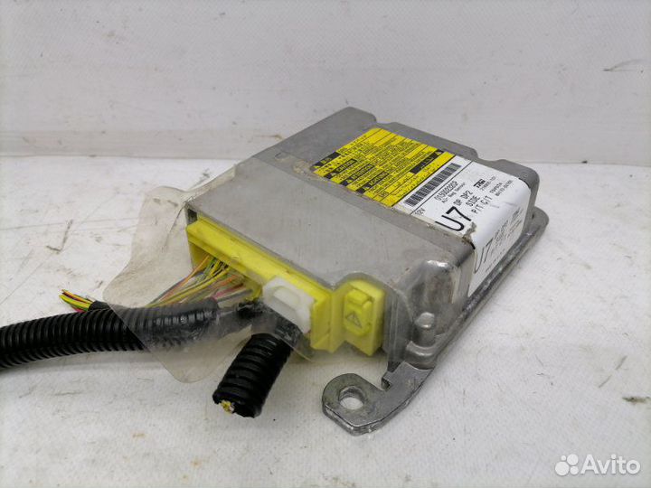 Блок управления аирбаг Toyota Corolla E140 1.8