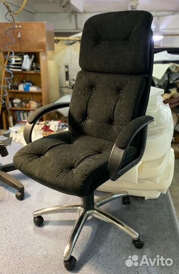 Компьютерное кресло