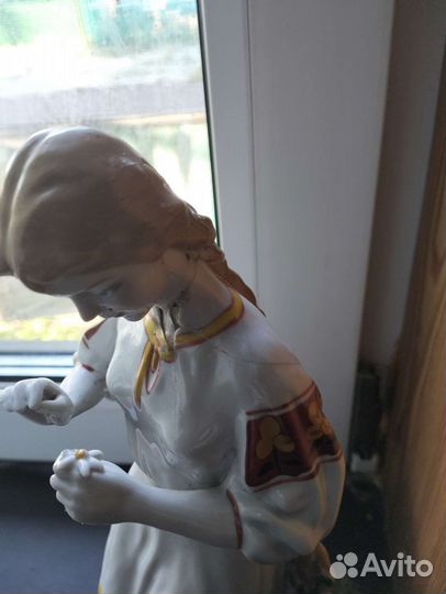 Любит не бит или гадание на ромашке фарфор киев