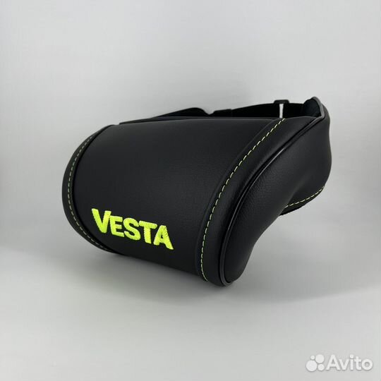 Автомобильная подушка на подголовник LADA Vesta