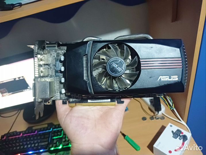 Видеокарта Radeon hd7850