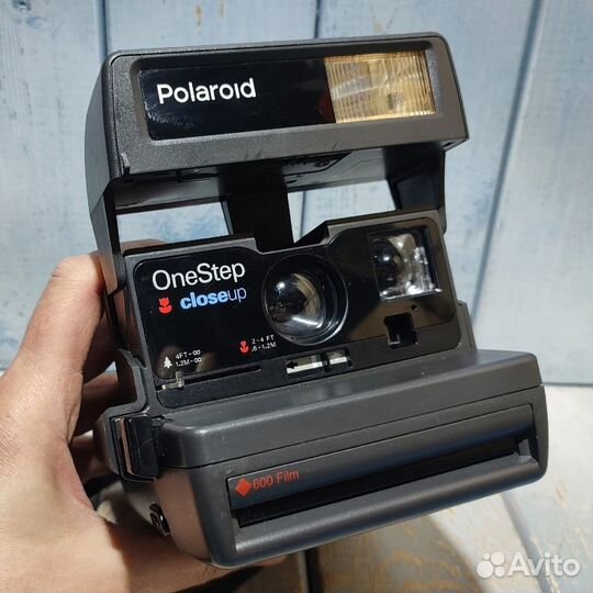 Фотоаппарат Polaroid OneStep CloseUp 600