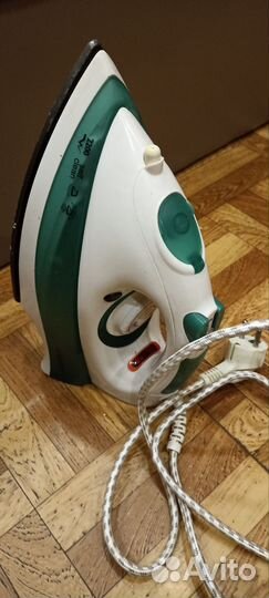 Утюг бу Scarlett 2200w