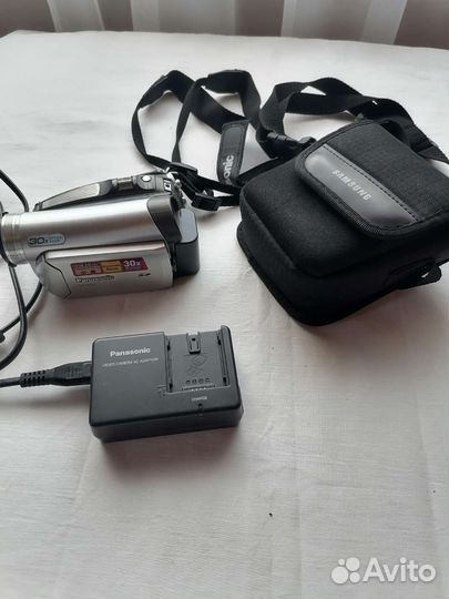 Видеокамера Panasonic NV-GS47