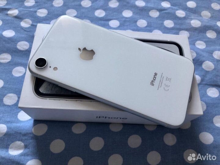 iPhone Xr, 64 ГБ