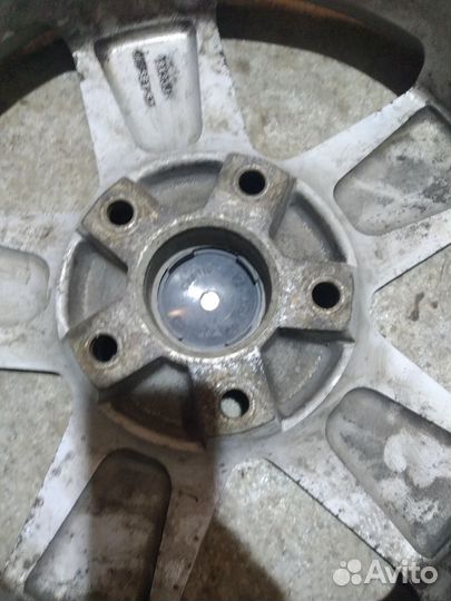 Диски литые на Фольксваген touareg