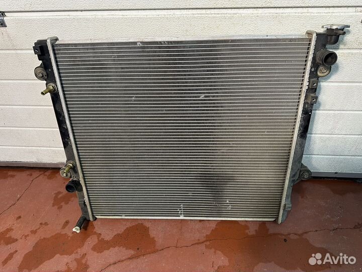 Радиатор охлаждения Toyota Land Cruiser Prado 120