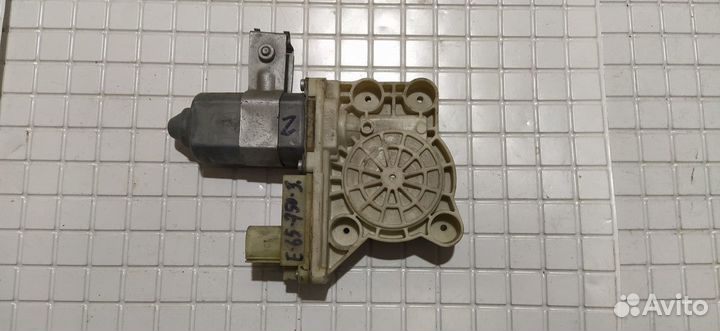 Моторчик стеклоподъёмника задний левый BMW 7 E65