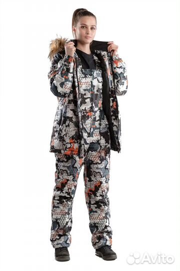 Костюм женский зимний 