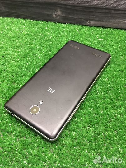 ZTE Blade V7, 2/16 ГБ