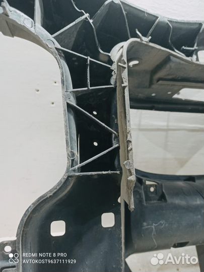 Панель передняя BMW E90 E91 E92 E93