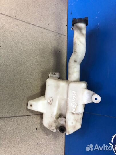 Бочок омыватела на форд мондео 3