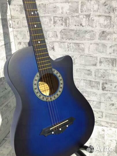 Гитара новая