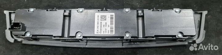 Блок кнопок центральной консоли Mercedes GLE292