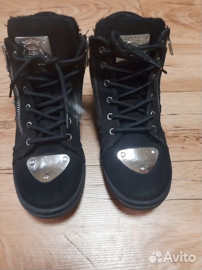 Ботинки демисезонные для девочки Mini Men