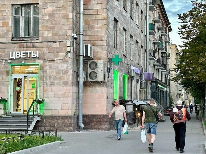 343м² активное у м.Московская