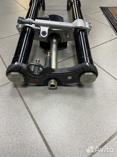 Suzuki gsxr 600 750 Перед Вилка в сборе L1