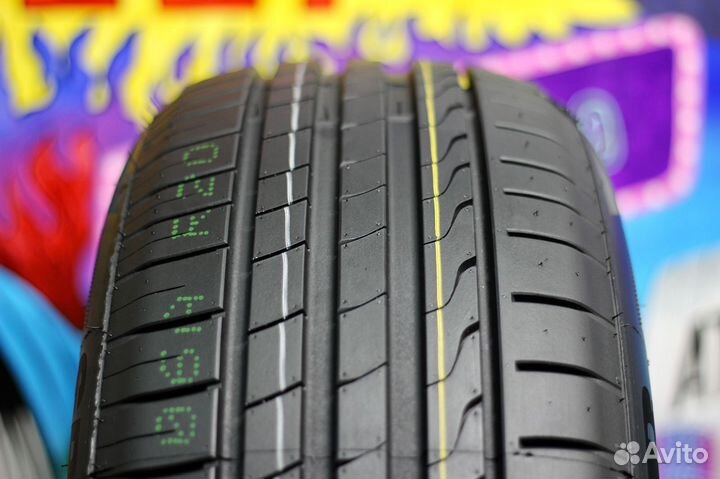 Tristar SportPower 2 245/40 R19 98Y