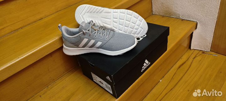 Кроссовки Adidas 39 размер оригинал