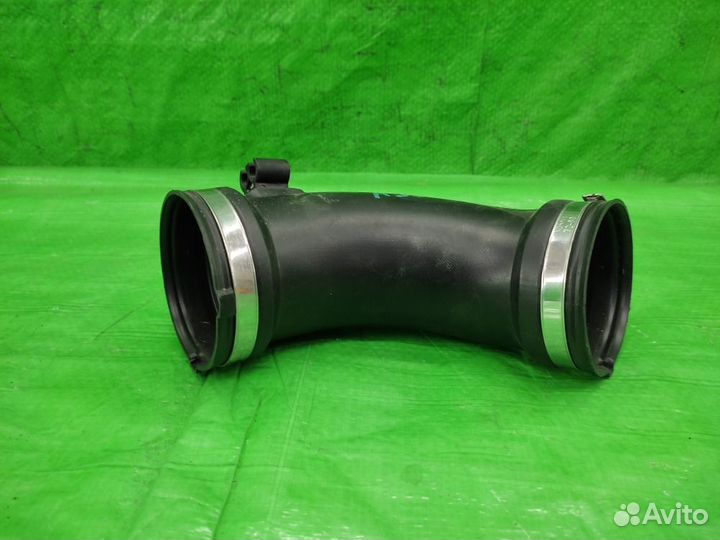 Патрубок воздушного фильтра Opel Astra