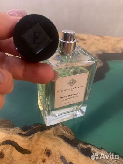 Essential parfums paris bois imperial refillable