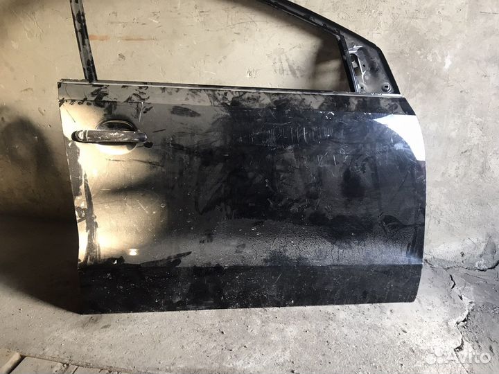 Дверь Volkswagen поло хачбек передняя правая