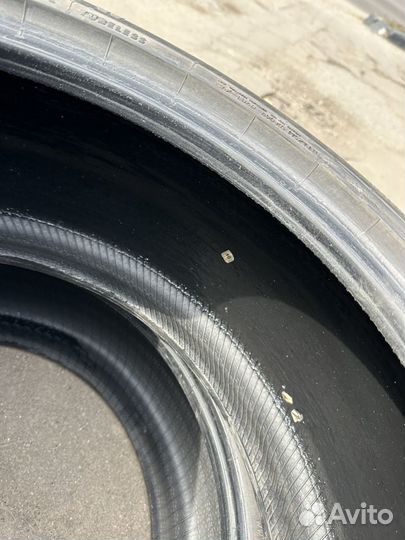 Viatti Strada Asimmetrico V-130 235/40 R18