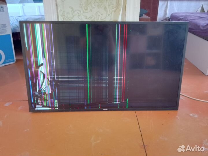 Телевизор samsung