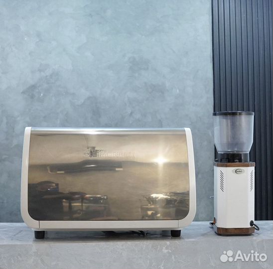 Кофемашина Nuova Simonelli Appia life 2gr s