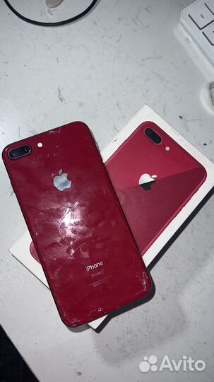 Телефон iPhone 8 plus красный на запчасти