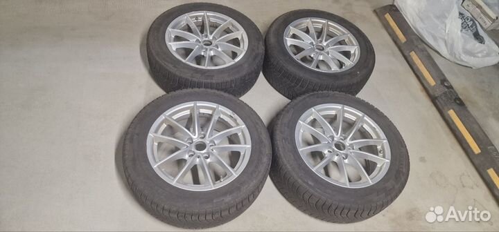 Pirelli Ice Zero FR 225/55 R17 101