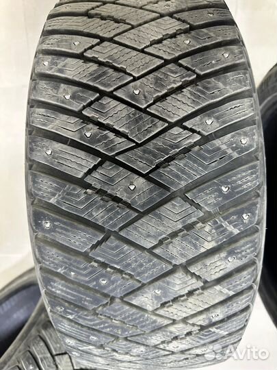 Goodyear Ultragrip Ice Arctic 245/45 R18