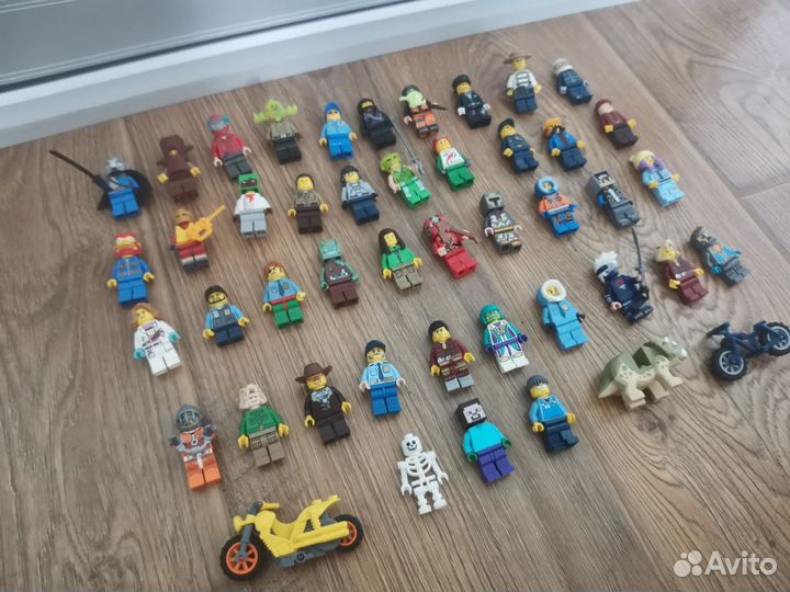 Lego человечки из наборов 43 штуки