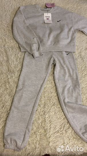 Спортивный костюм новый