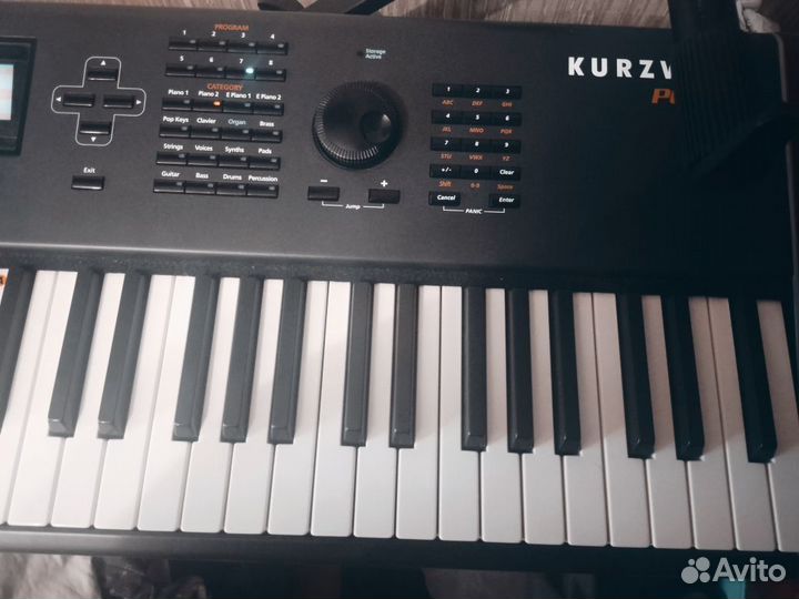 Синтезатор Kurzweil PC3 K7