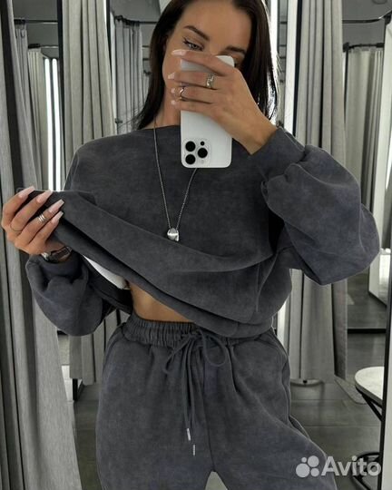 Костюм женский