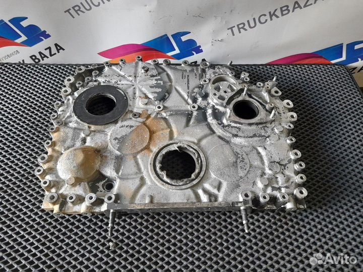 Крышка двигателя передняя Renault Premium