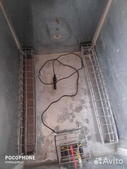 Инкубатор Блиц 48 б/у автоматический