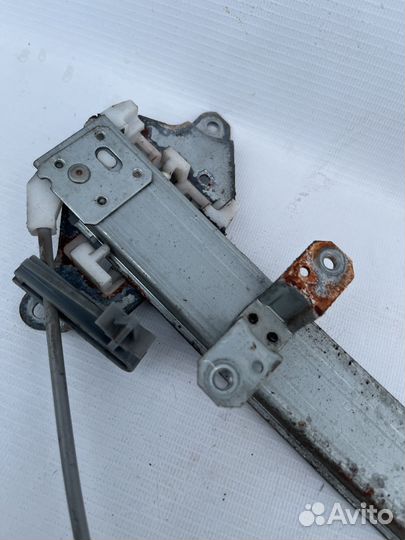 Стеклоподъемник с моторчиком