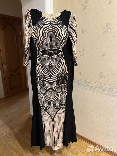 Вечернее платье