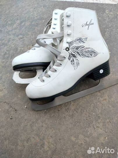 Коньки фигурные