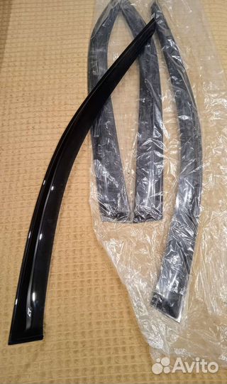 Накладной дефлектор (ветровики)