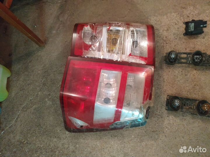 Задние фонари Jeep grand Cherokee
