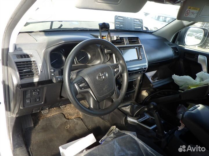 В разборе Toyota Land Cruiser Prado 150 2019 год