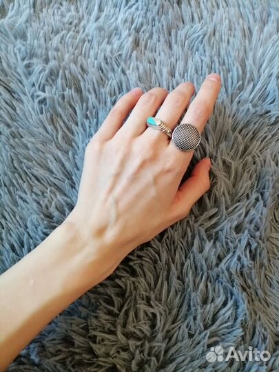 Серебряное кольцо