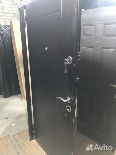Дверь входная металлическая с установкой
