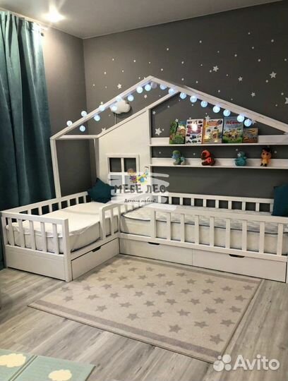 Детская кровать из массива